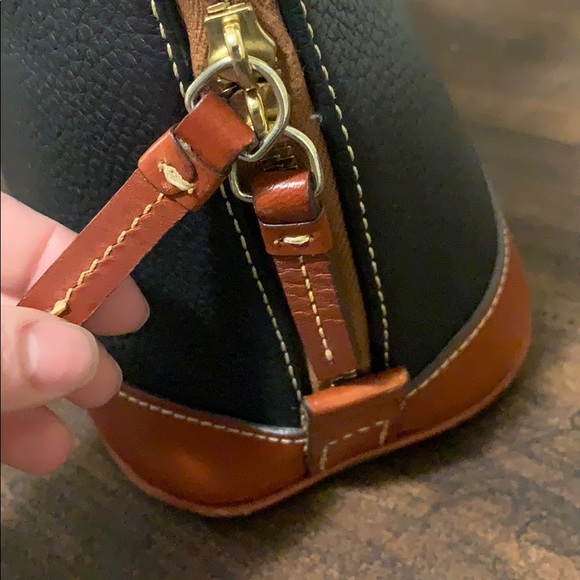 Dooney & Bourke Pebble Grain Zip Zip Satchel - Picture 5 of 10
